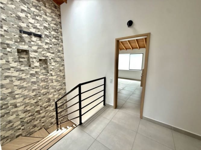 Casa en venta en La Ceja, 174 m² · foto 13 de 19