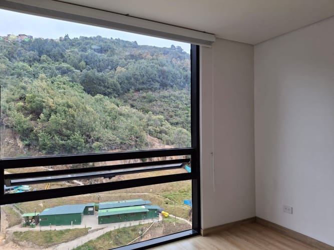 Apartaestudio en venta en Bosque De Pinos, Bogotá, 30 m² · foto 3 de 19