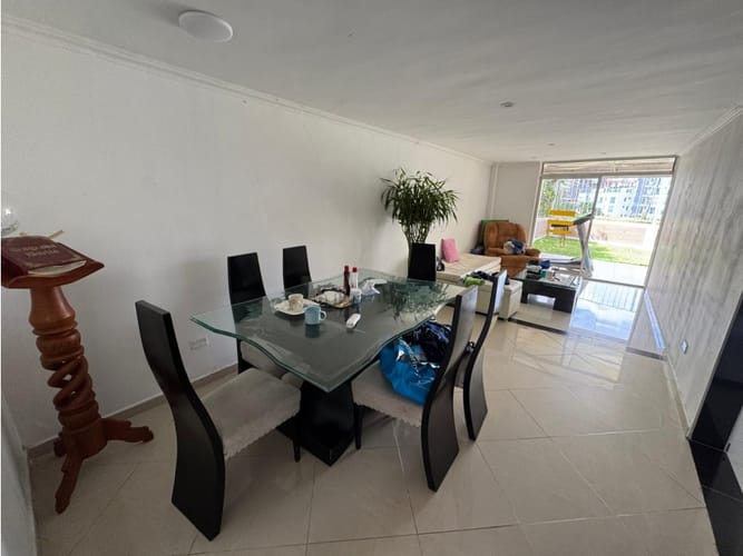 Casa de 3 alcobas en venta en Guayaquil, Armenia, 220 m² · foto 4 de 20