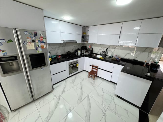 Casa de 3 alcobas en venta en Guayaquil, Armenia, 220 m² · foto 5 de 20