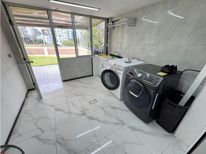 Casa de 3 alcobas en venta en Guayaquil, Armenia, 220 m² · foto 7 de 20
