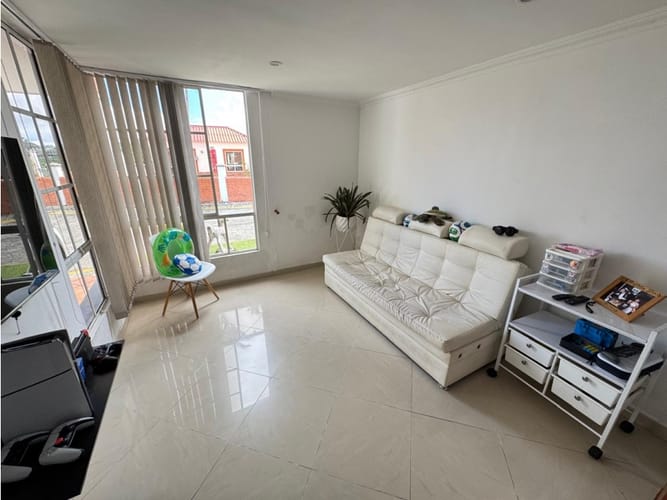 Casa de 3 alcobas en venta en Guayaquil, Armenia, 220 m² · foto 11 de 20