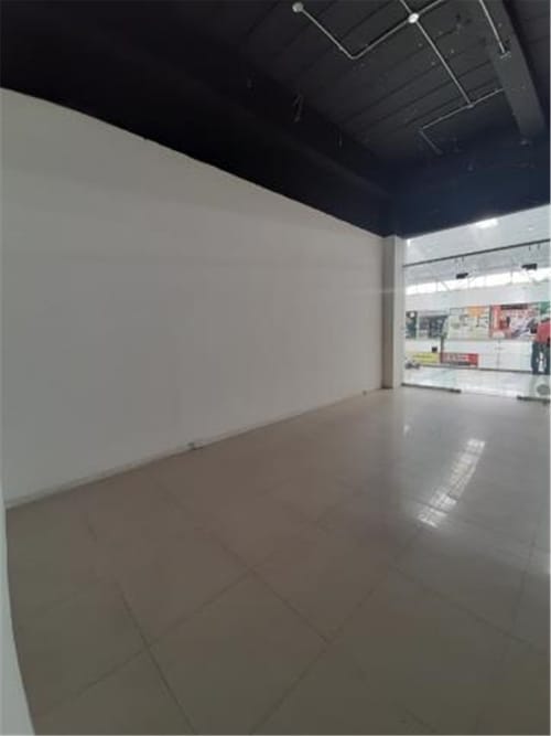 Local en arriendo en Nuevo Maizaro, Villavicencio, 50 m² · foto 12 de 24