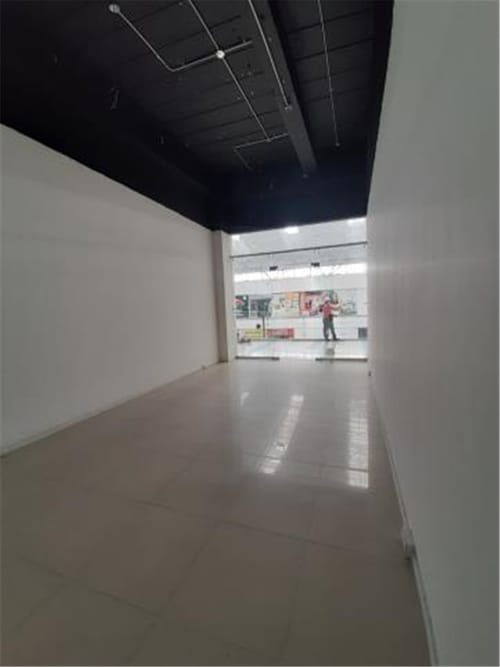 Local en arriendo en Nuevo Maizaro, Villavicencio, 50 m² · foto 13 de 24