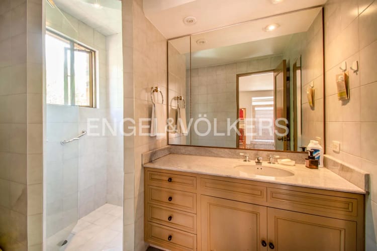 Apartamento en venta en Los Rosales, Bogotá · foto 11 de 16