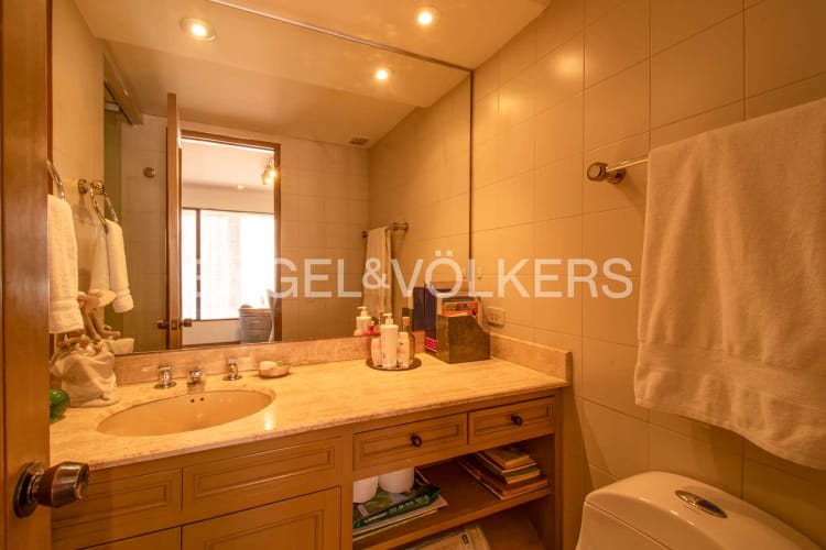 Apartamento en venta en Los Rosales, Bogotá · foto 9 de 16