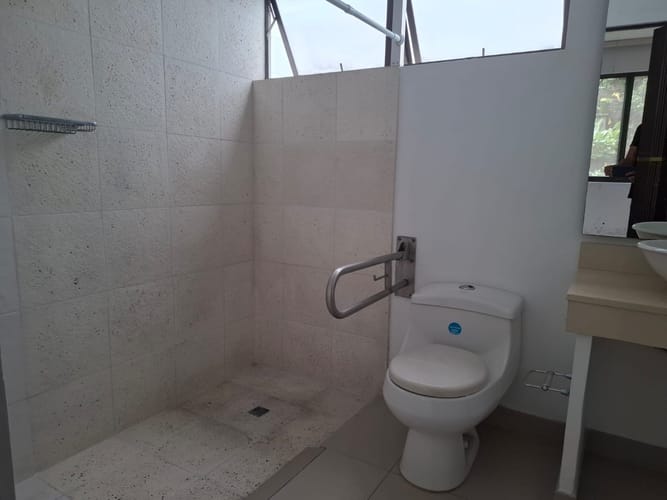Apartamento de 3 alcobas en venta en Bellavista, Cali, 187 m² · foto 3 de 19