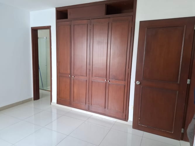 Apartamento de 3 alcobas en venta en Bellavista, Cali, 187 m² · foto 11 de 19