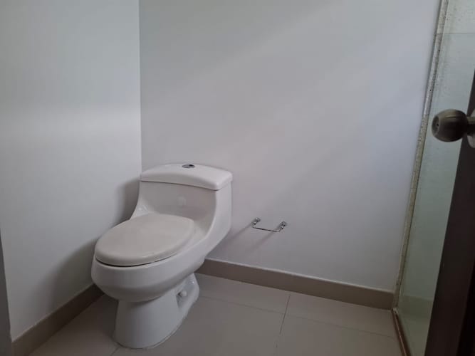 Apartamento de 3 alcobas en venta en Bellavista, Cali, 187 m² · foto 18 de 19