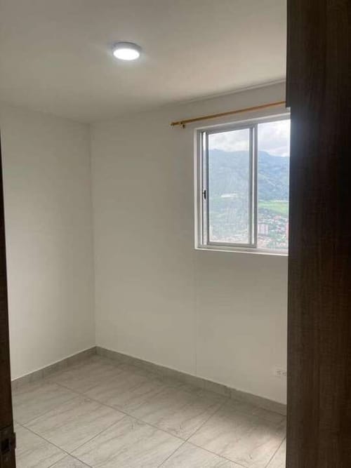 Apartamento de 2 alcobas en venta en Terranova, Bello, 40 m² · foto 14 de 14