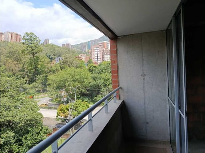 Apartamento de 2 alcobas en venta en Santa Ana, Bello, 56 m² · foto 4 de 14