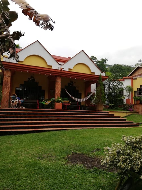 Casa de 4 alcobas en venta en La Españolita, Piedecuesta, 1800 m² · foto 2 de 24