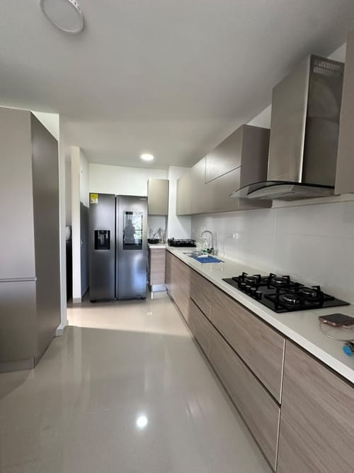 Apartamento de 3 alcobas en venta en Anillo Vial, Floridablanca, 109 m² · foto 3 de 11
