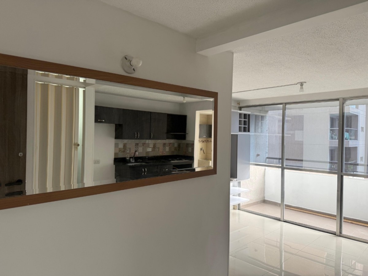 Apartamento en venta en San German, Medellín · foto 2 de 19