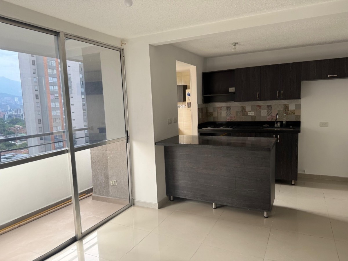 Apartamento en venta en San German, Medellín · foto 4 de 19