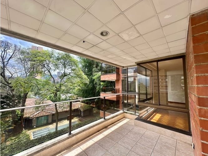Apartamento de 3 alcobas en arriendo en Las Lomas, Medellín, 200 m² · foto 24 de 24