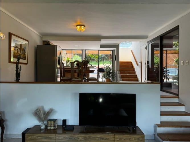 Casa de 3 alcobas en venta en Cuatro Esquinas, Rionegro, 212 m² · foto 8 de 16
