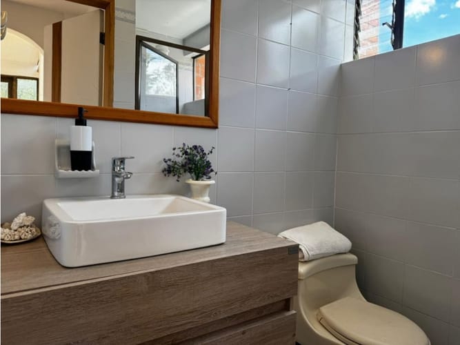 Casa de 3 alcobas en venta en Cuatro Esquinas, Rionegro, 212 m² · foto 14 de 16