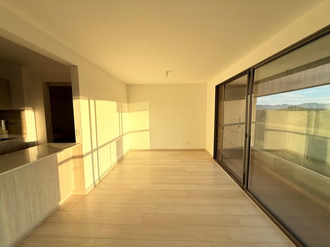 Apartamento de 3 alcobas en venta en El Porvenir, Rionegro, 80 m² · foto 4 de 14