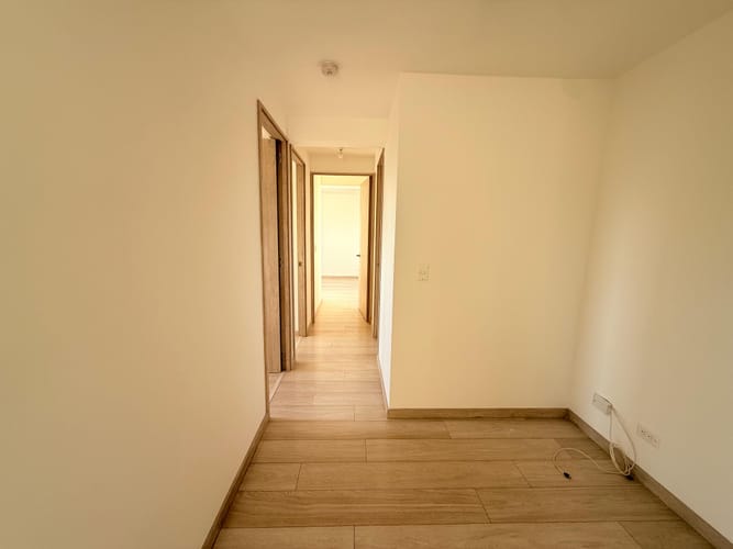 Apartamento de 3 alcobas en venta en El Porvenir, Rionegro, 80 m² · foto 7 de 14