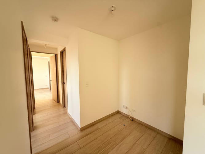Apartamento de 3 alcobas en venta en El Porvenir, Rionegro, 80 m² · foto 8 de 14