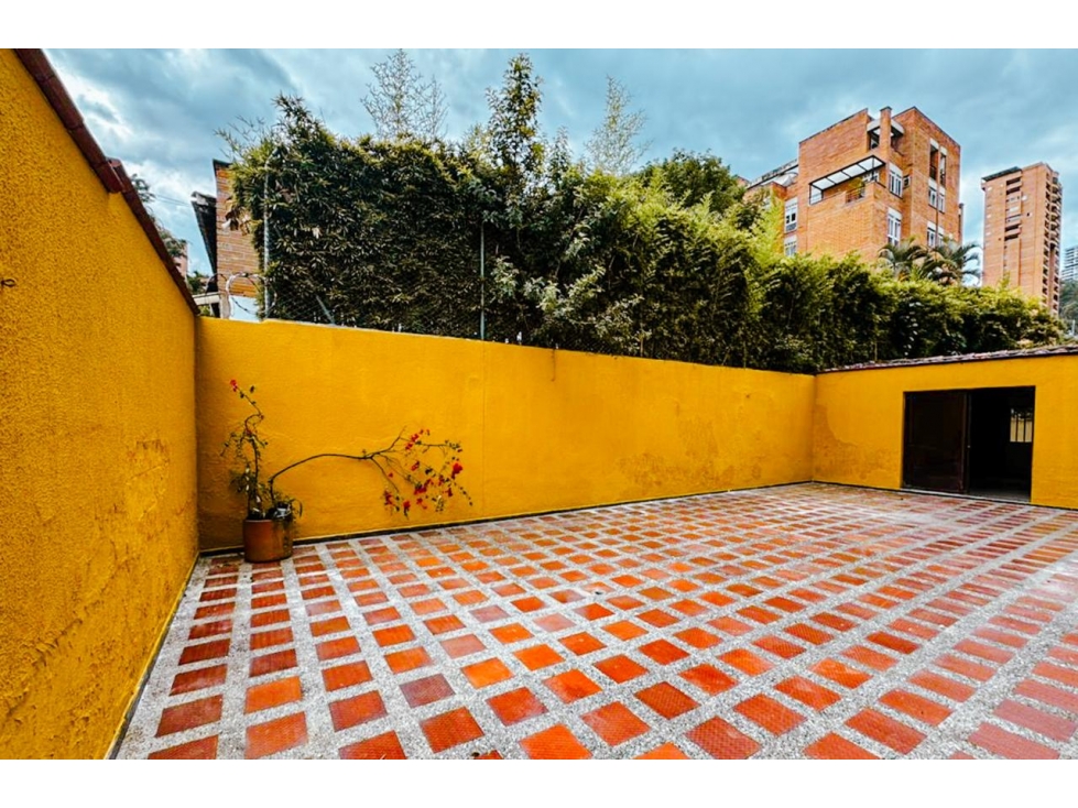 Apartamento en venta en El Poblado, Medellín · foto 5 de 16