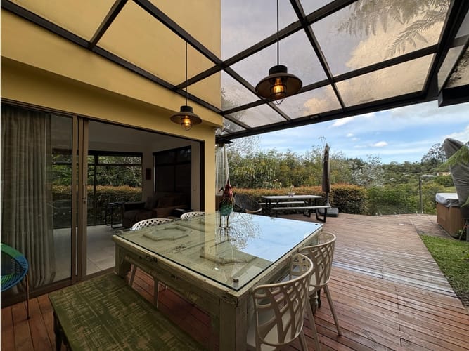 Casa de 3 alcobas en venta en La Mosquita, Guarne, 310 m² · foto 3 de 24