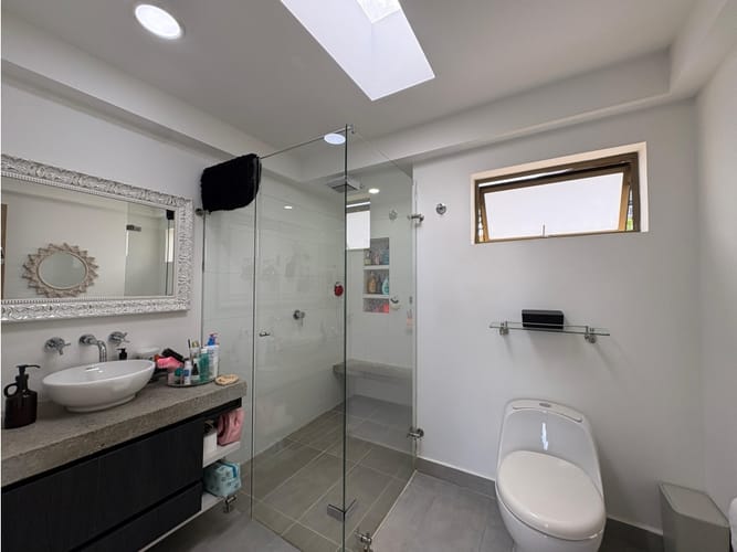 Casa de 3 alcobas en venta en La Mosquita, Guarne, 310 m² · foto 19 de 24