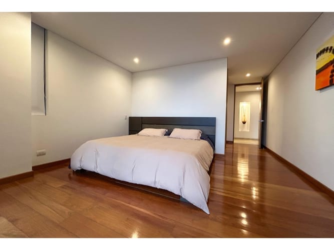 Casa de 4 alcobas en venta en El Poblado, Medellín, 700 m² · foto 24 de 24