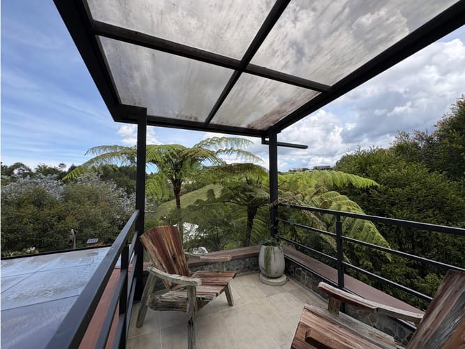 Casa de 3 alcobas en venta en La Mosquita, Guarne, 310 m² · foto 20 de 24