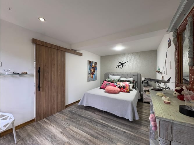 Casa de 3 alcobas en venta en La Mosquita, Guarne, 310 m² · foto 21 de 24