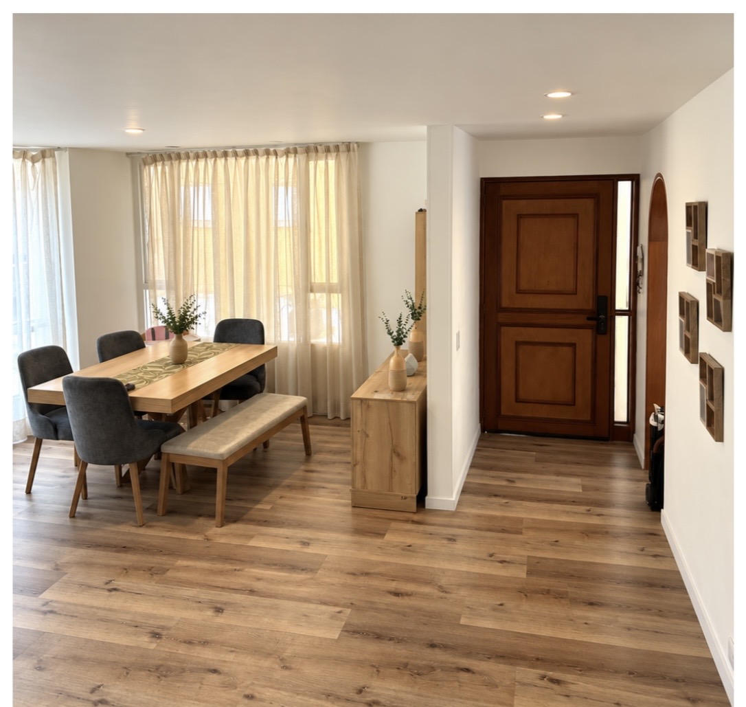 Casa en arriendo en Chicó Navarra, Bogotá · foto 2 de 17