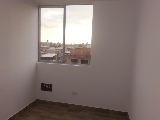 Apartamento de 2 alcobas en venta en Engativá, Bogotá, 41 m² · foto 12 de 24
