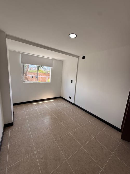 Apartaestudio en venta en Calasanz, Medellín, 37 m² · foto 11 de 13