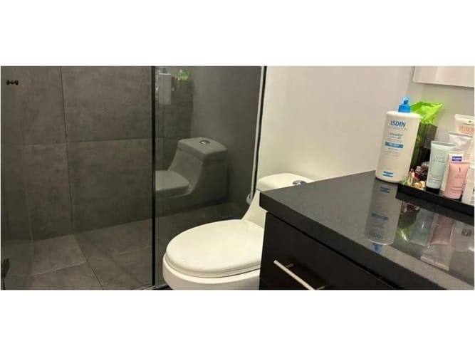 Apartamento de 3 alcobas en venta en El Poblado, Medellín, 148 m² · foto 7 de 24