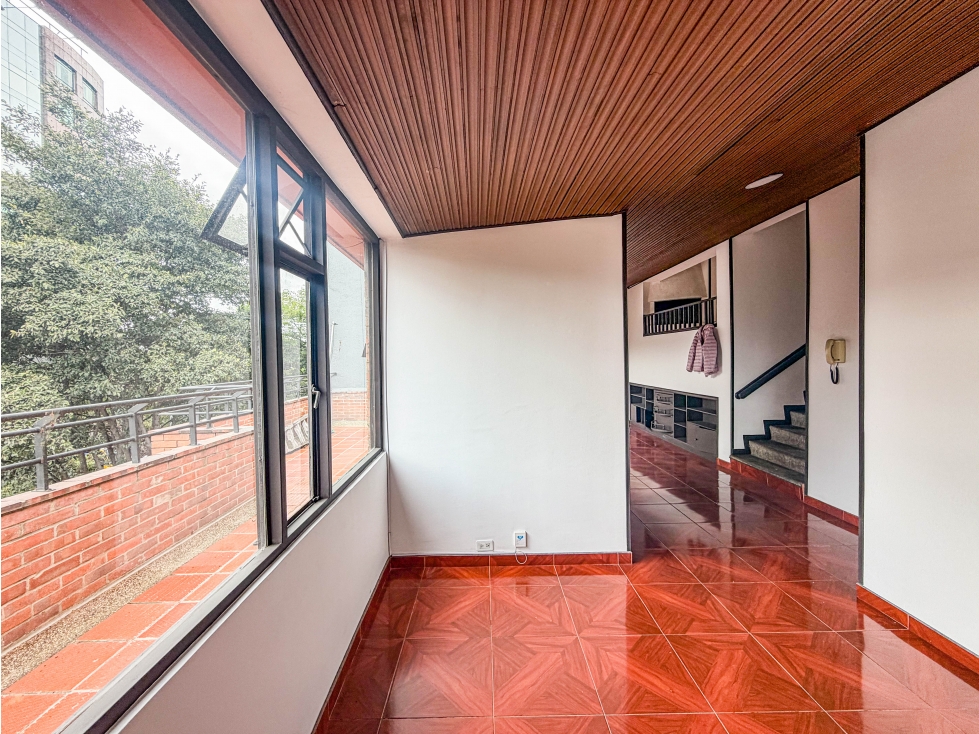 Apartamento en venta en Quinta Camacho, Bogotá · foto 3 de 17