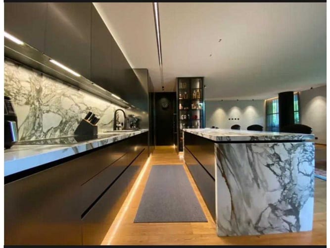 Apartamento de 3 alcobas en venta en El Poblado, Medellín, 285 m² · foto 4 de 21
