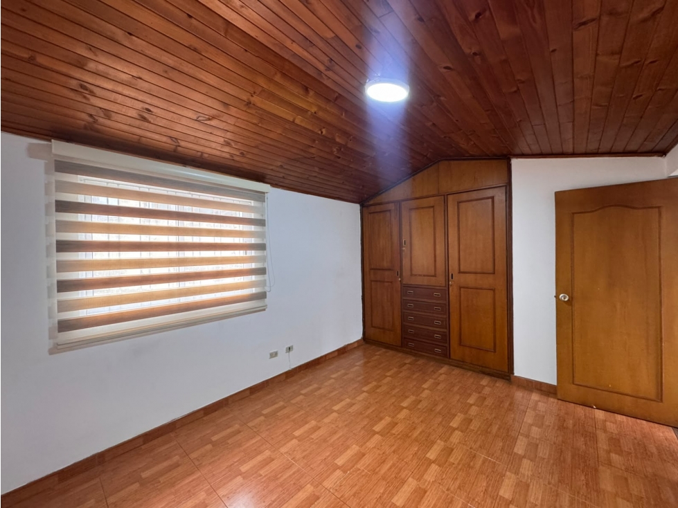 Casa en venta en Alamos, Bogotá · foto 4 de 17