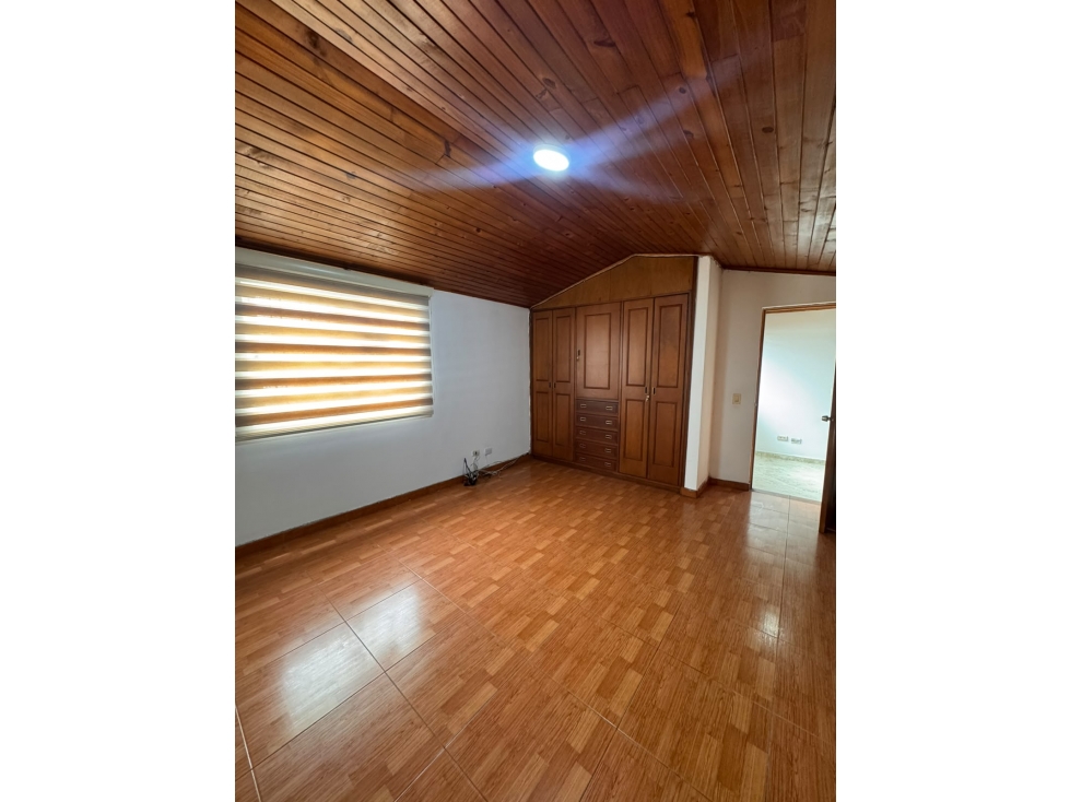 Casa en venta en Alamos, Bogotá · foto 7 de 17