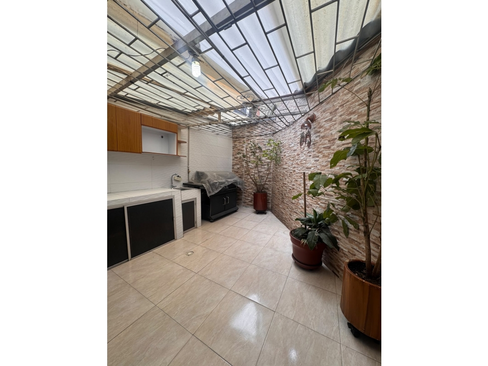 Casa en venta en Alamos, Bogotá · foto 12 de 17