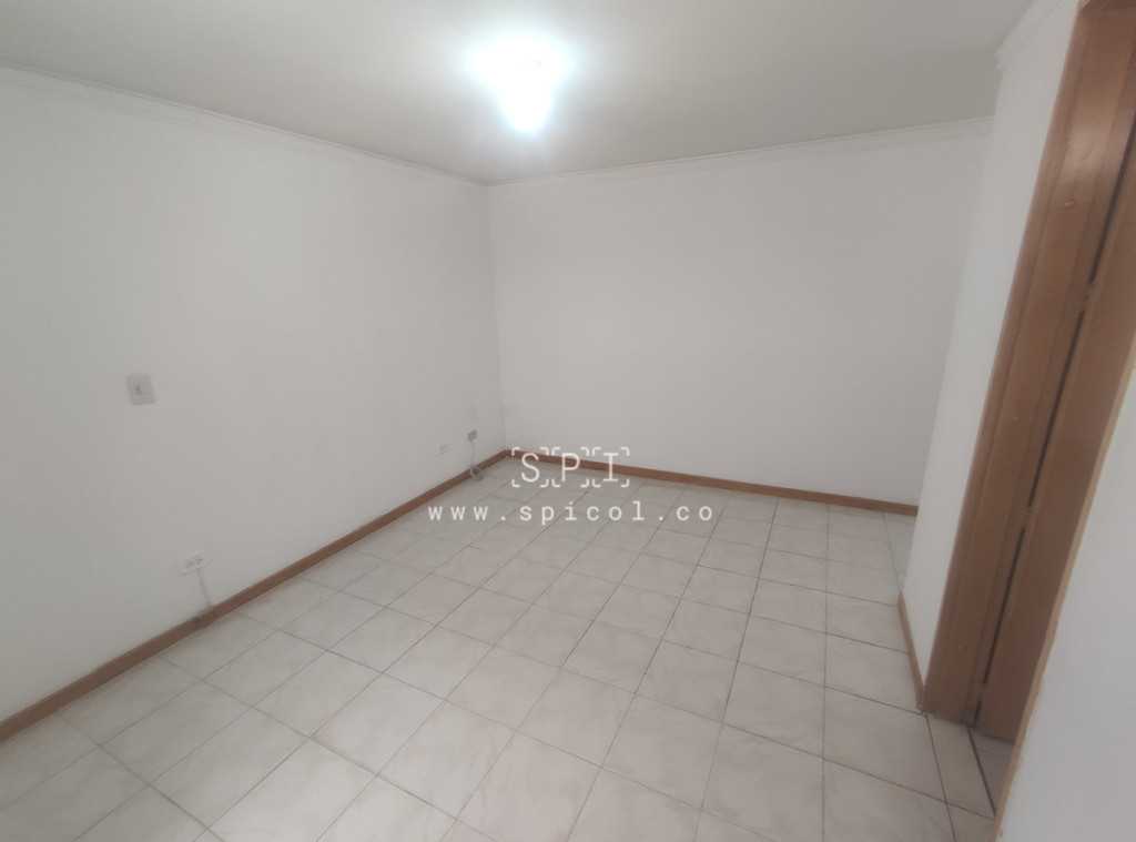 Apartamento en arriendo en Laureles, Medellín · foto 8 de 17