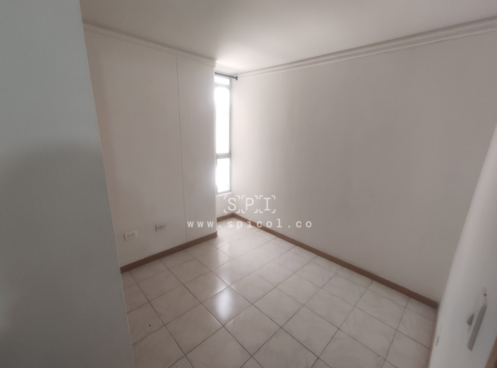 Apartamento en arriendo en Laureles, Medellín · foto 9 de 17