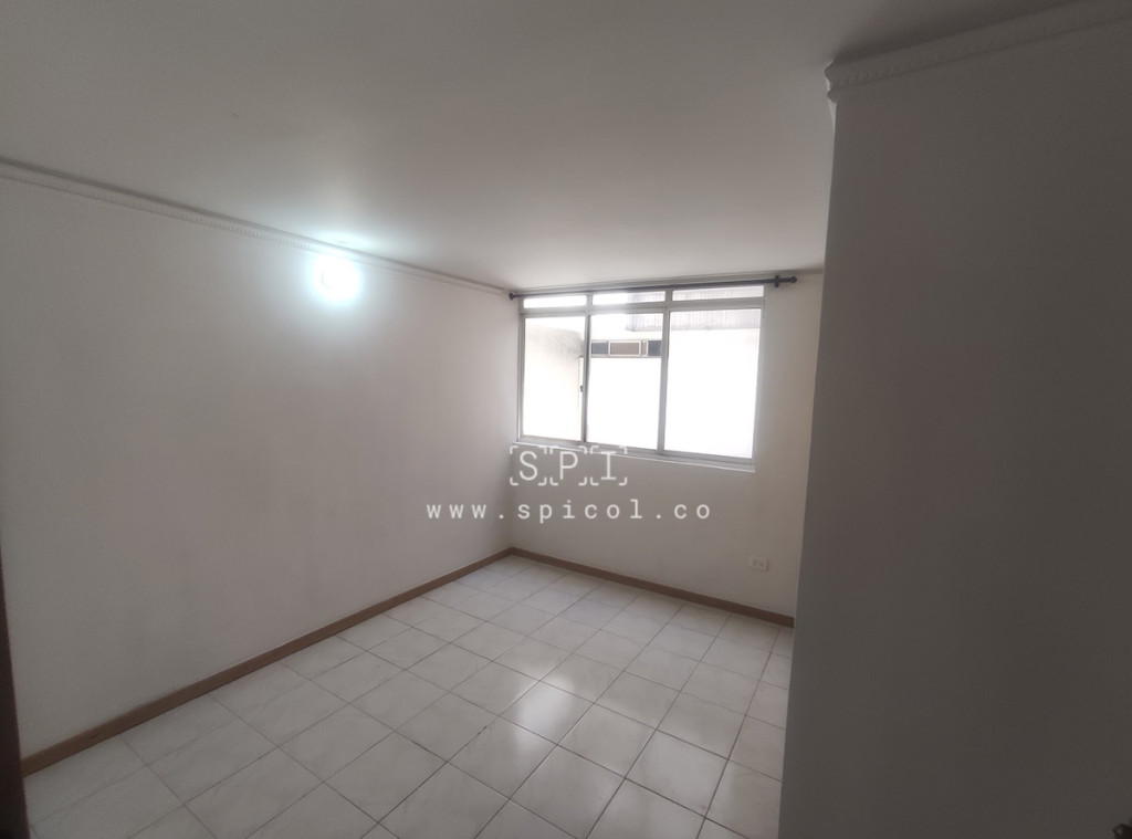 Apartamento en arriendo en Laureles, Medellín · foto 13 de 17