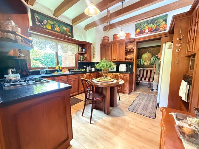 Casa de 4 alcobas en venta en El Porvenir, Rionegro, 318 m² · foto 4 de 17