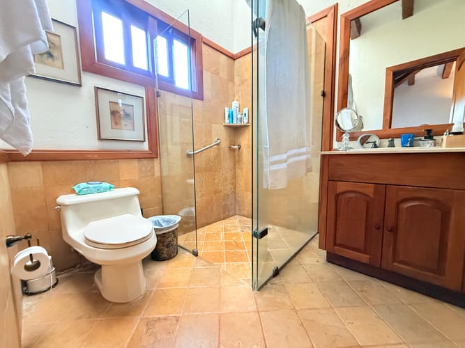 Casa de 4 alcobas en venta en El Porvenir, Rionegro, 318 m² · foto 12 de 17