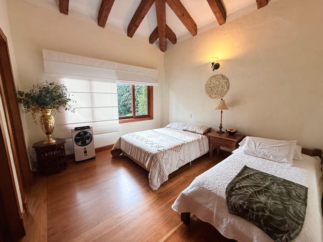 Casa de 4 alcobas en venta en El Porvenir, Rionegro, 318 m² · foto 13 de 17
