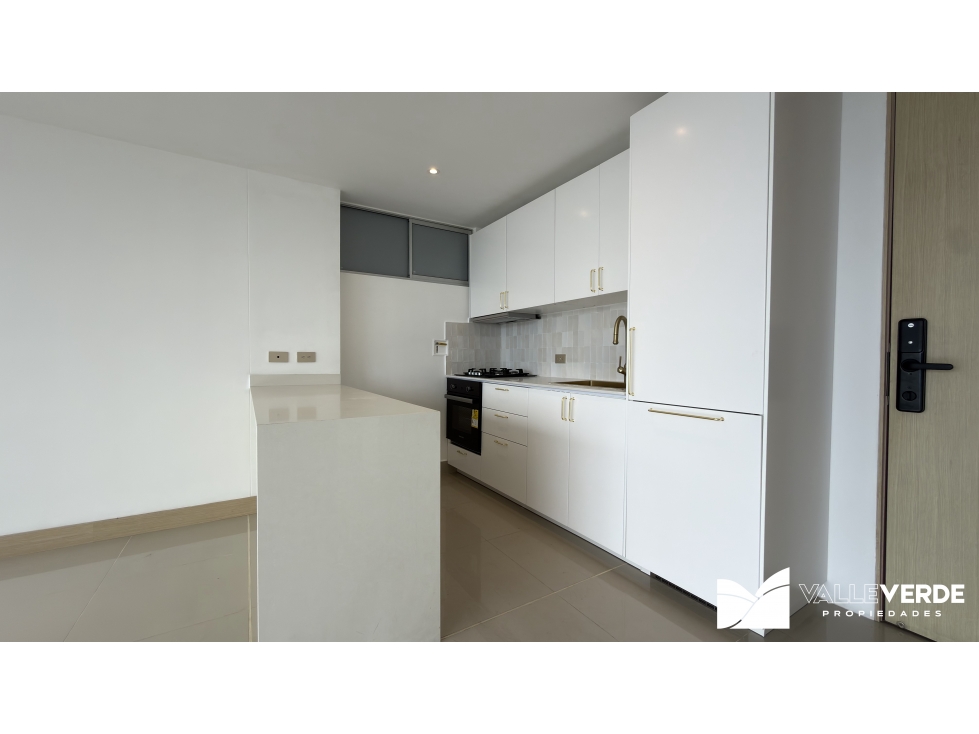 Apartamento en venta en El Poblado, Medellín · foto 3 de 16