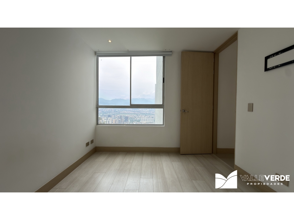 Apartamento en venta en El Poblado, Medellín · foto 9 de 16