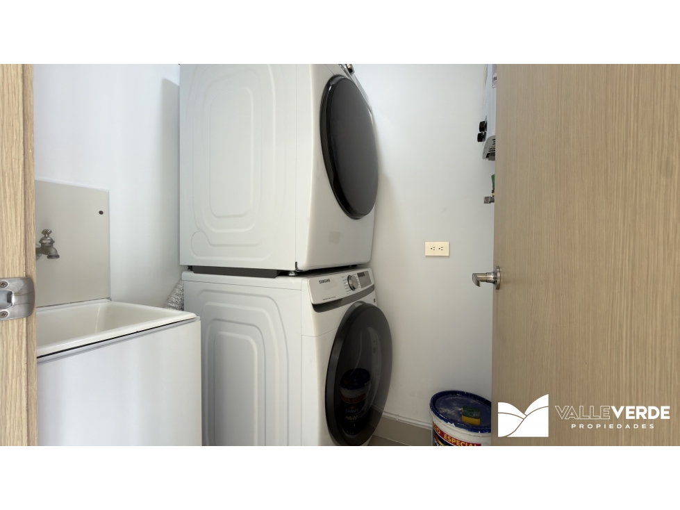 Apartamento en venta en El Poblado, Medellín · foto 16 de 16