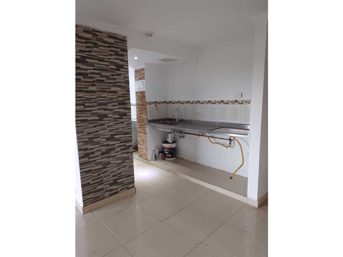Apartamento de 3 alcobas en venta en Zona Industrial 1, Bello, 56 m² · foto 9 de 24